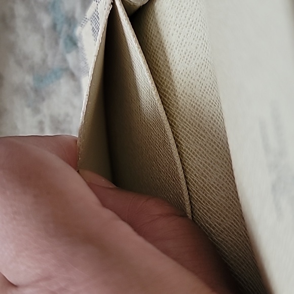 Louis Vuitton Azure Card Case - Picture 11 of 16